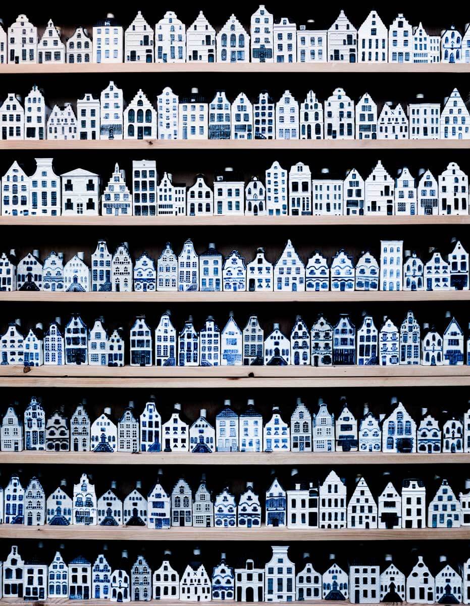 delft-blue-miniature-houses-of-amsterdam-sold-as-s-8PHBP9K