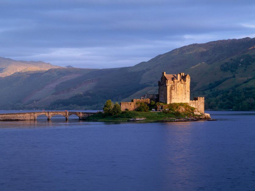 eilean-donan-castle-in Scottish Highlands