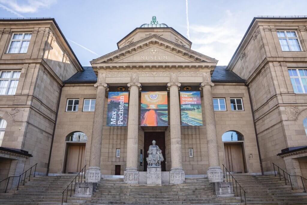 entrance to Museum Wiesbaden in Germany