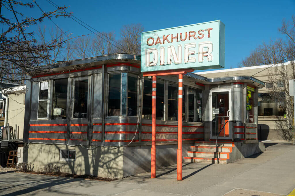 exterior of Oakhurst Diner in Millerton New York