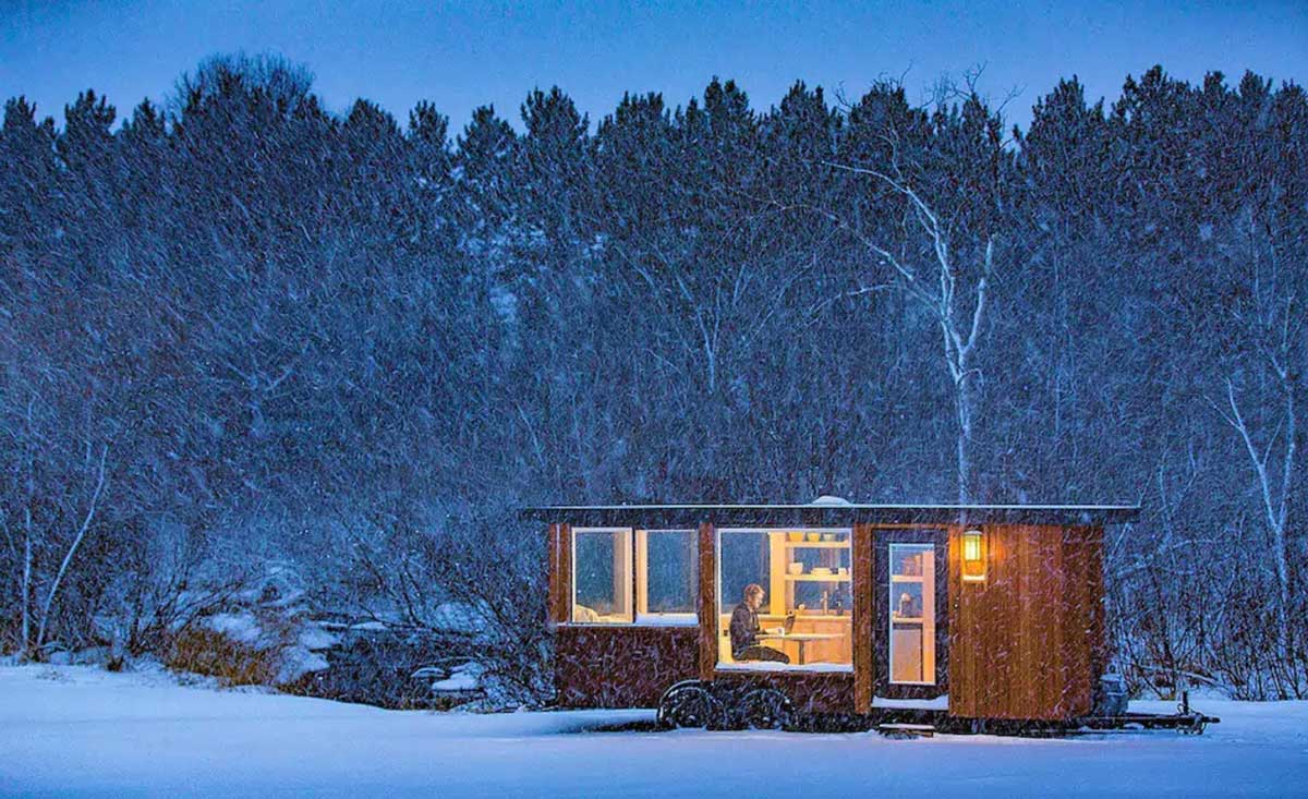 house in the middle of nowhere to rent