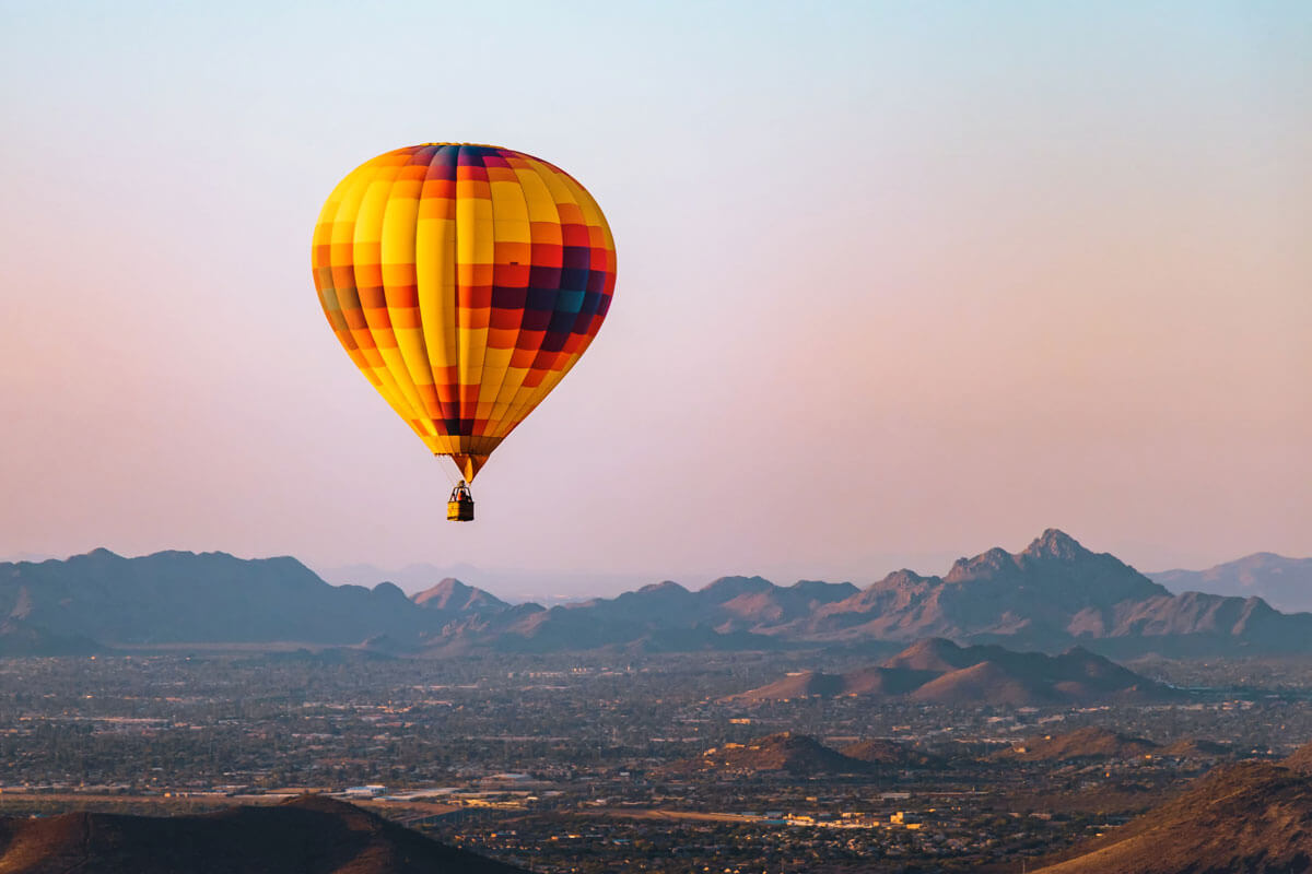 hot-air-balloon-ride-over-the-desert-just-outside-of-phoenix