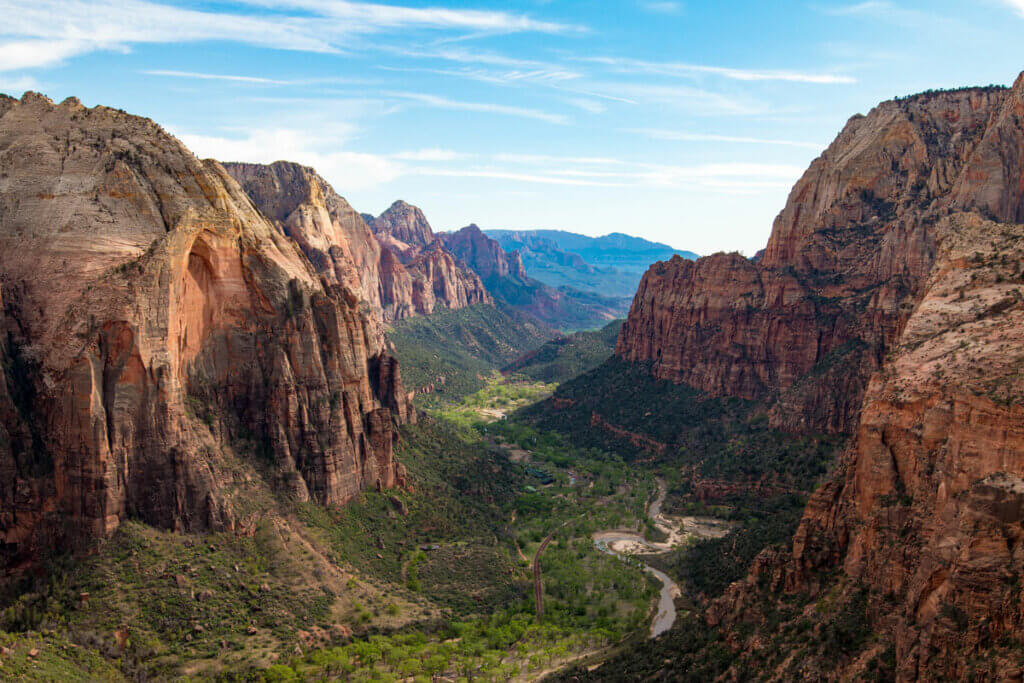 incredible-view-of-Zion-National-Park-in-Utah