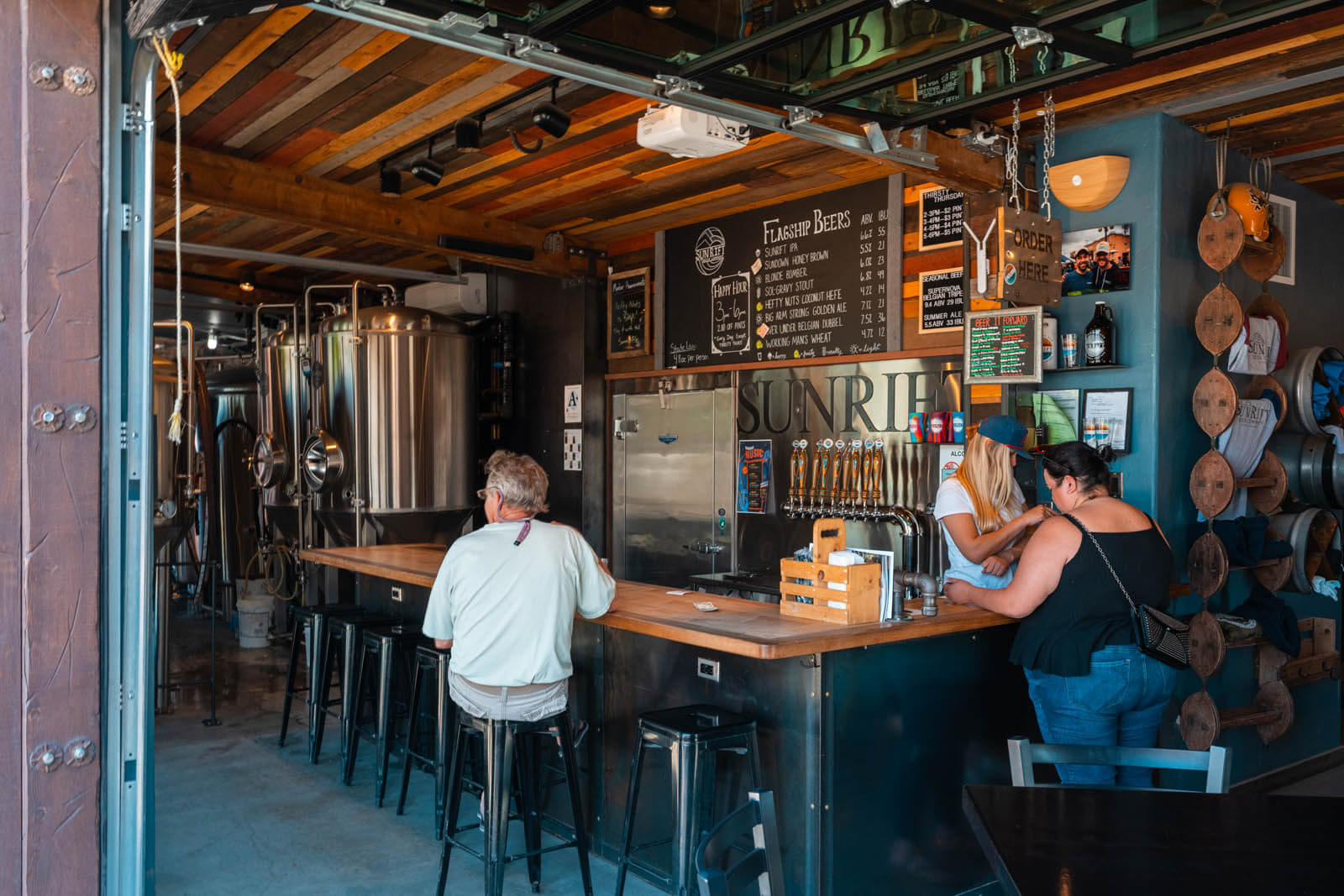 inside of SunRift Brewing in Kalispell Montana