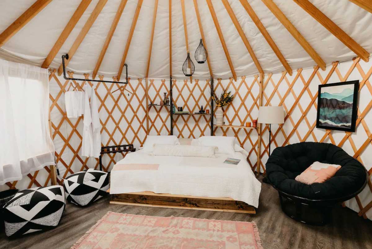 interior-of-yurt-camping-in-washington-at-yacolt