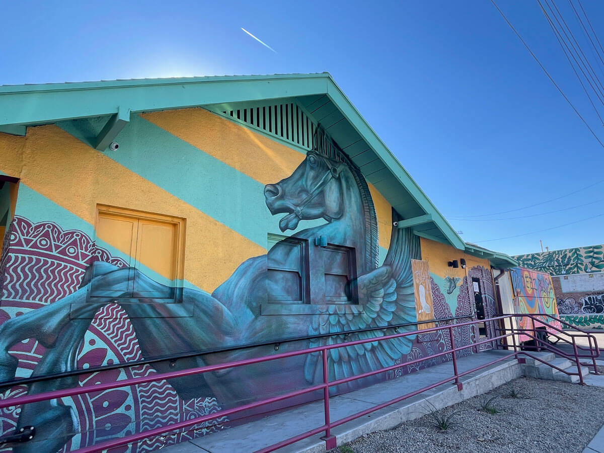 murals-of-roosevelt-row-in-downtown-phoenix-arizona