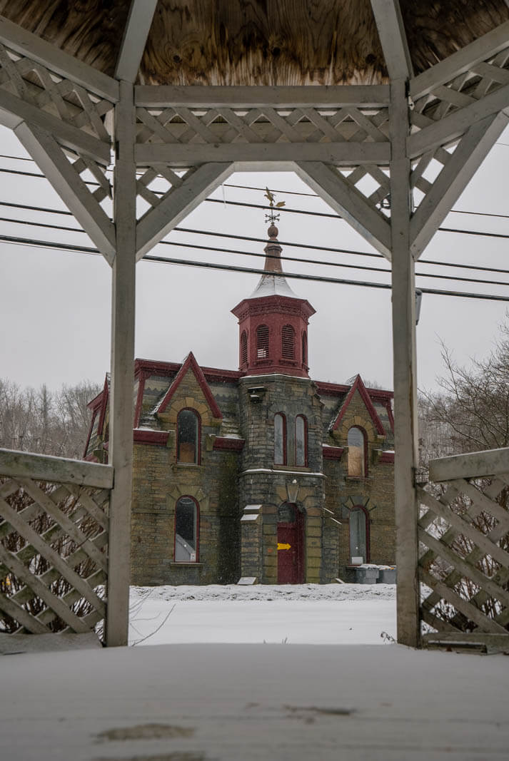 pretty gazebo and building in New Paltz New York in the Catskills