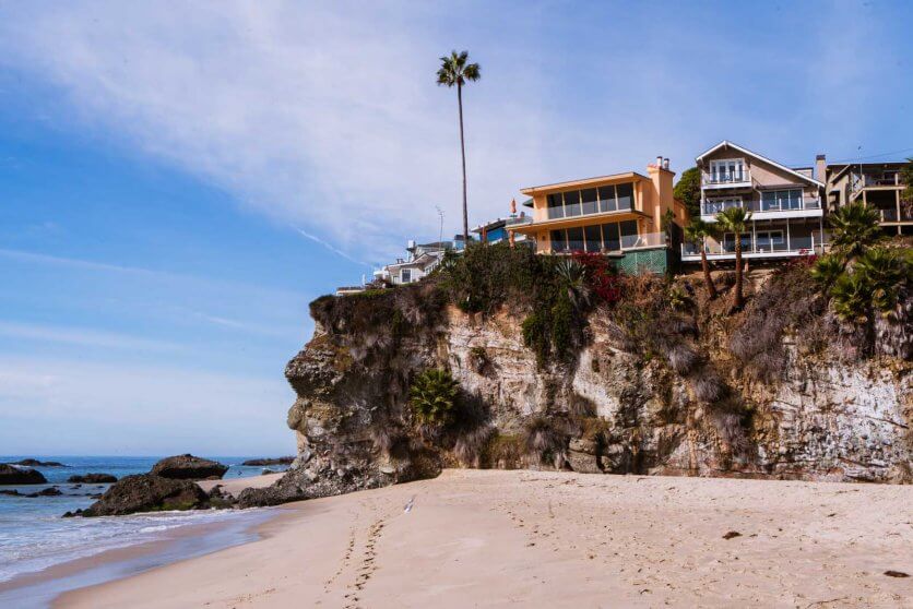 pretty homes on the cliffs at Thousand Steps Beach in Laguna Beach California