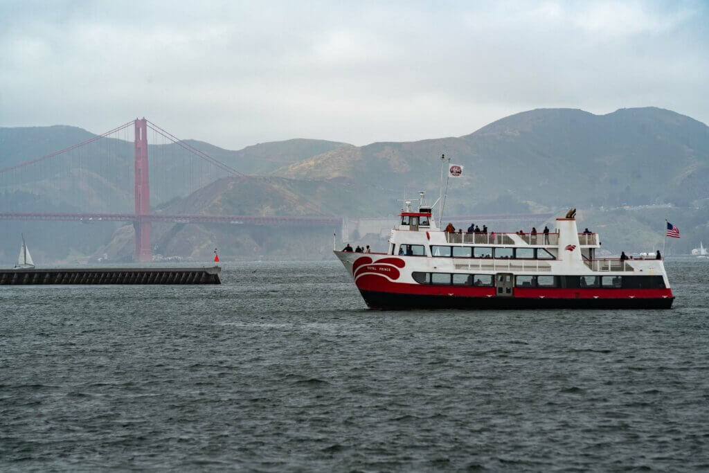 scenic bay cruise around the San Francisco Bay