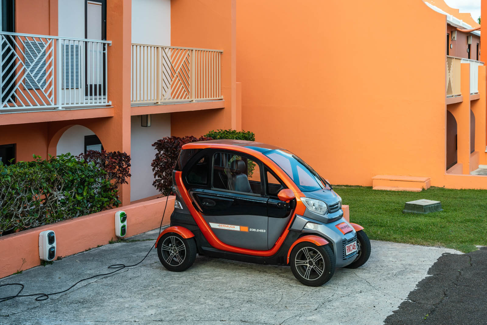 small electric car rentals on Bermuda