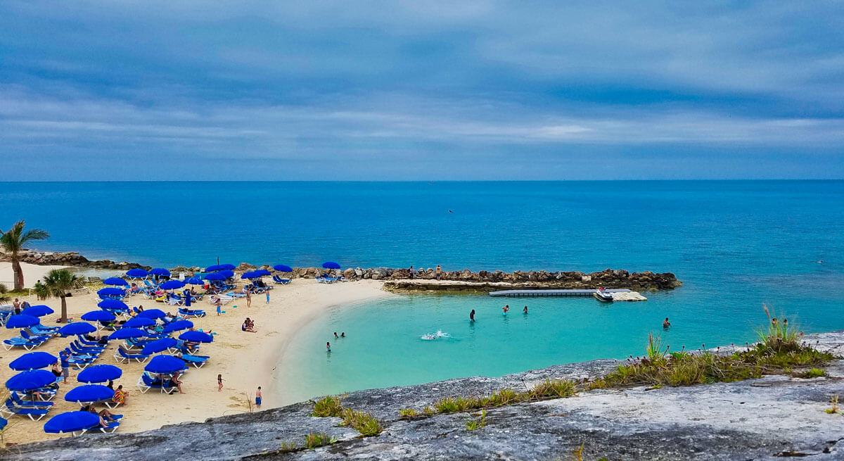 snorkel-park-beach-at-the-Royal-Naval-Dockyard-in-Bermuda