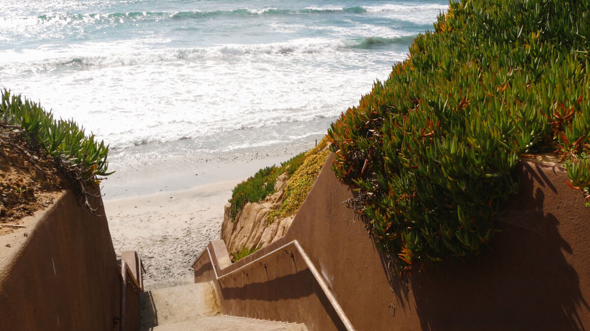 steps-down-to-the-beach-in-Carlsbad-California