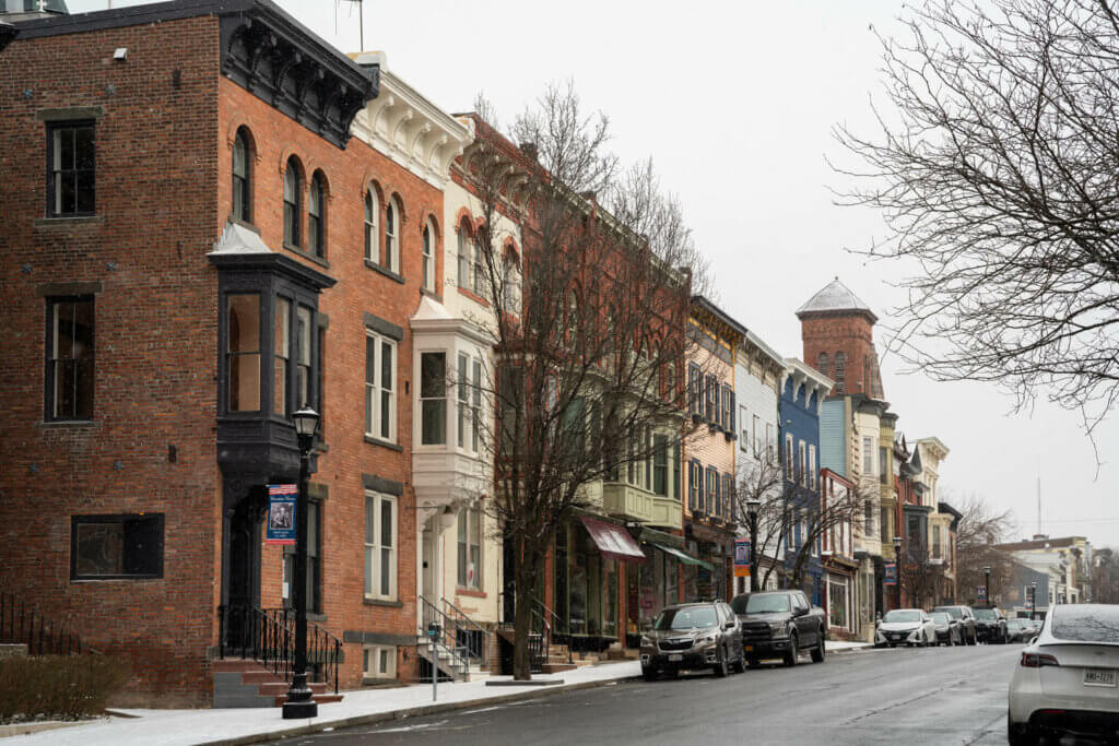 street scene in Hudson in the Hudson Valley new york