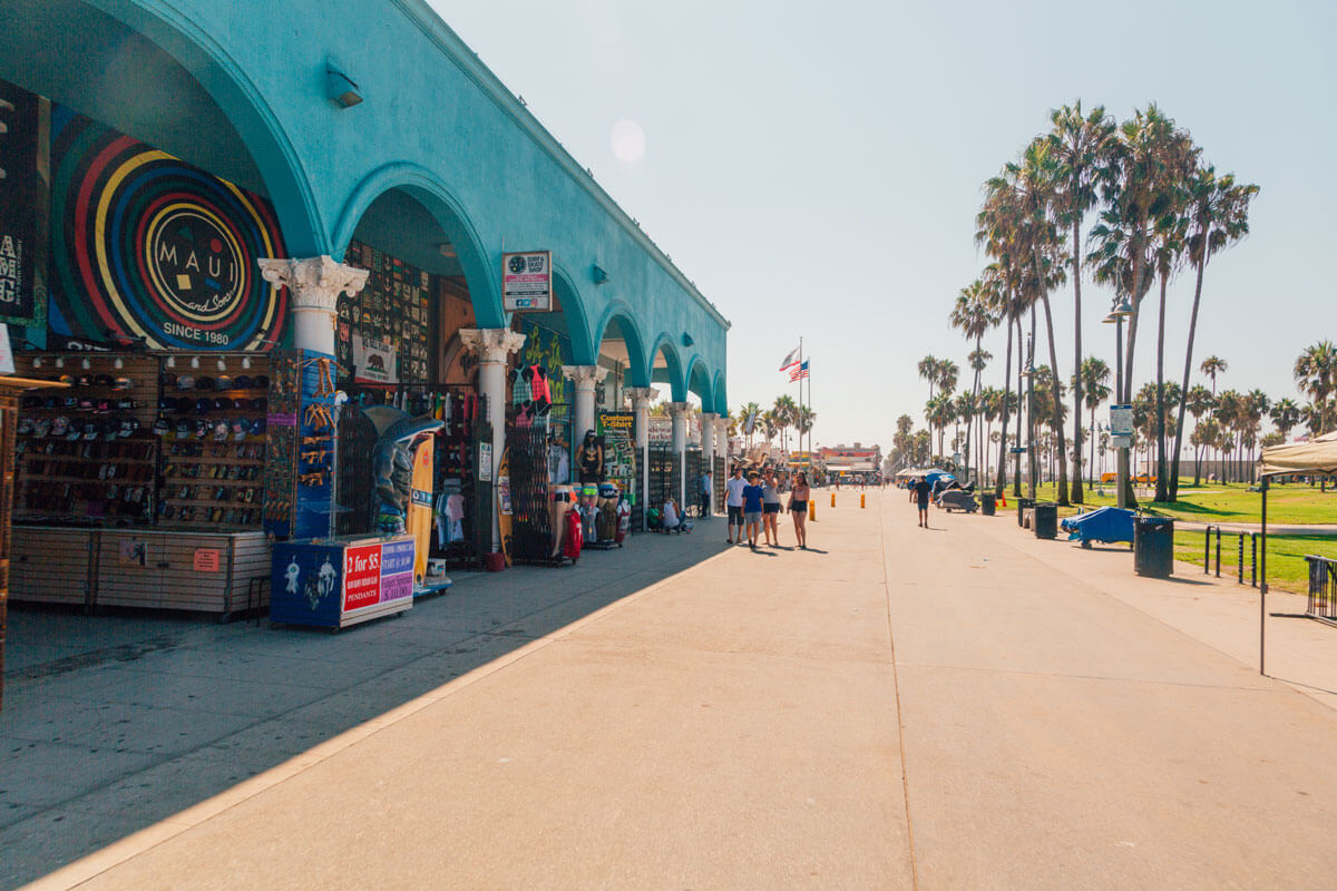 sunny-day-on-the-Venice-Beach-Boardwalk-in-Los-Angeles-California
