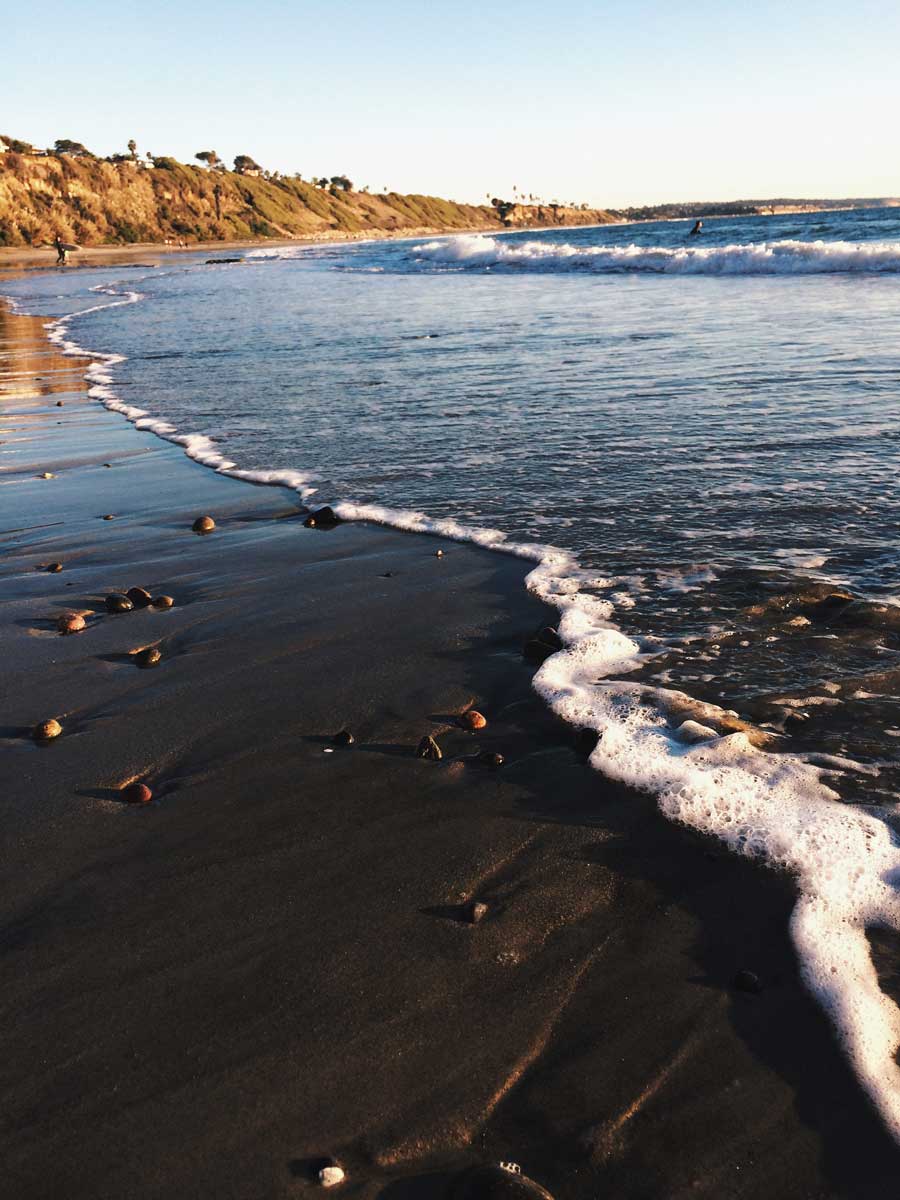 swamis-beach-in-Encinitas-southern-california