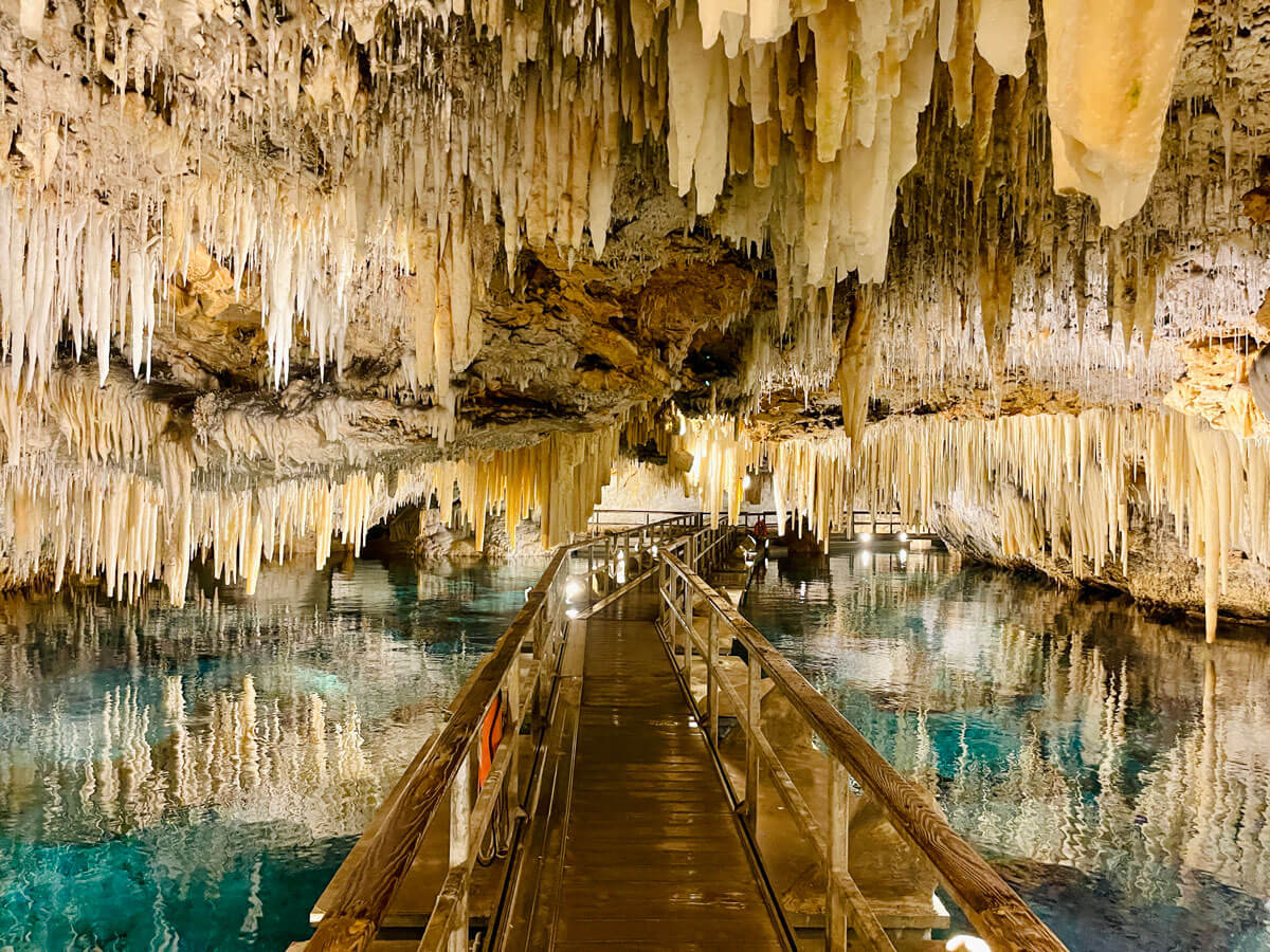 the-Crystal-Caves-tour-in-Bermuda