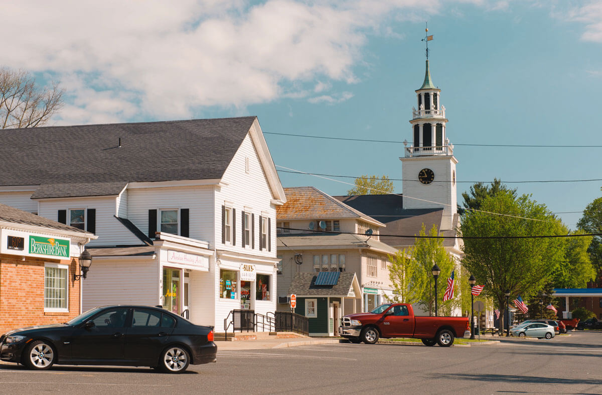 town-of-Sheffield-Massachusetts-in-the-Berkshires