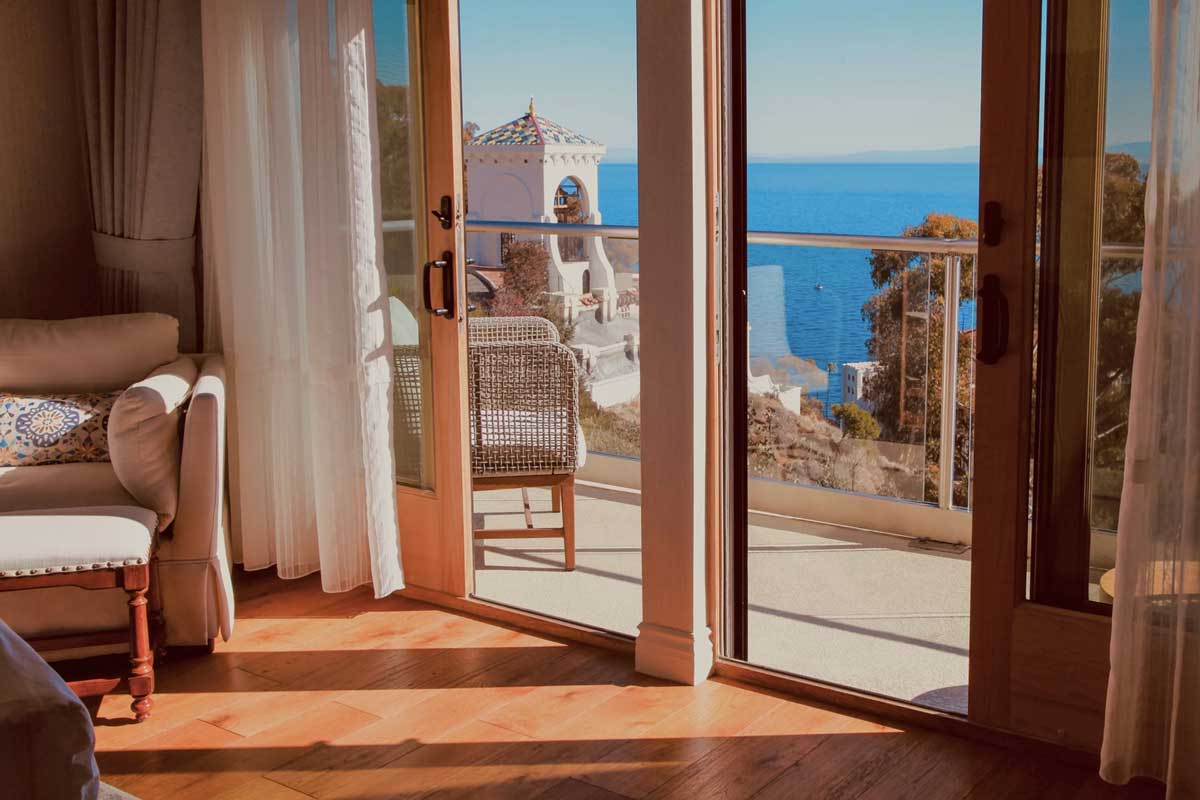 view-from-the-Zane-Grey-Pueblo-Hotel-on-Catalina-Island-in-California
