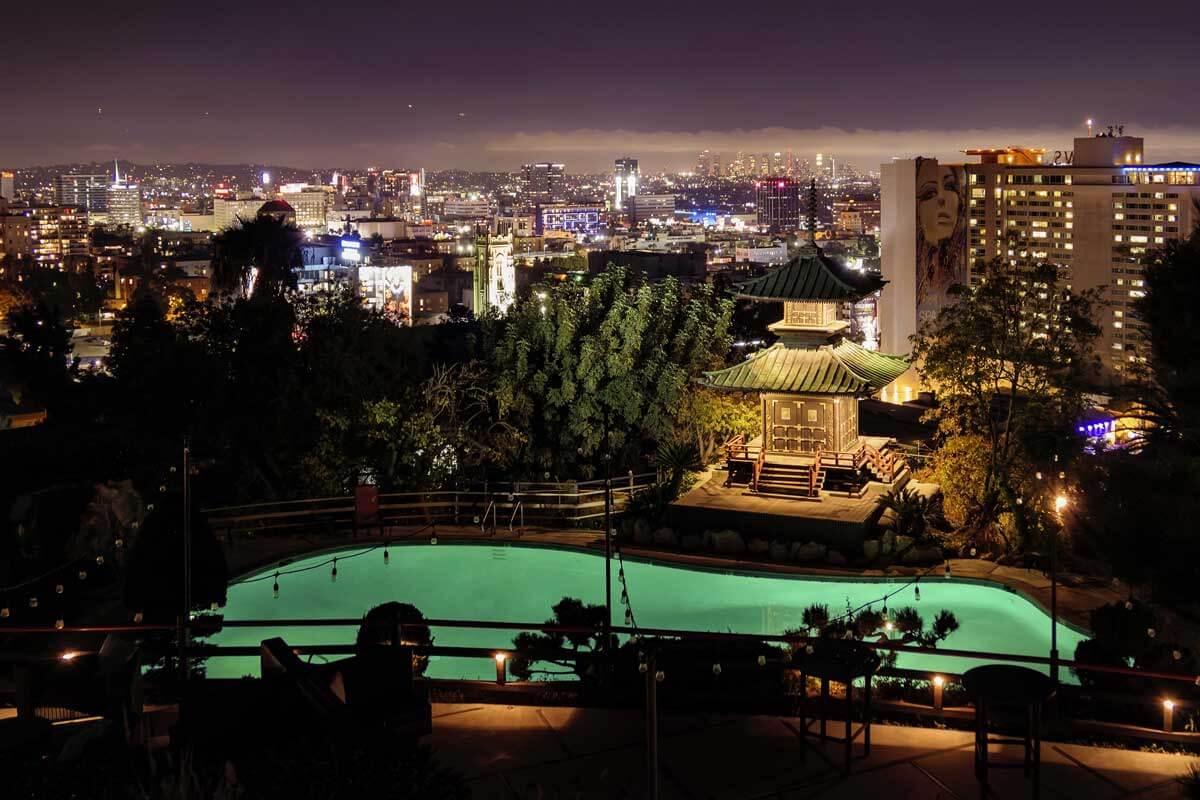 view-of-LA-skyline-at-night-from-Yamashiro-Hollywood