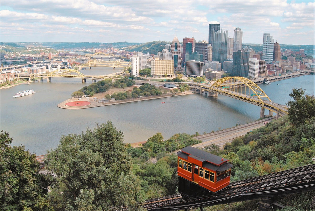 view-of-Pittsburgh-Pennsylvania-skyline