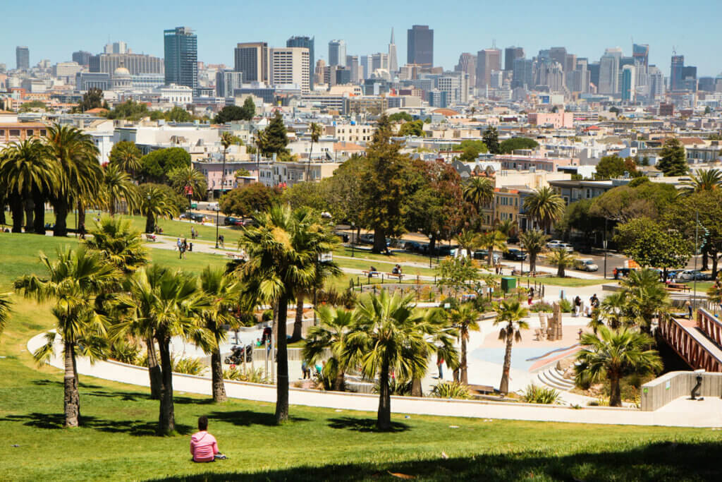 view-of-San-Francisco-from-Mission-Dolores-Park
