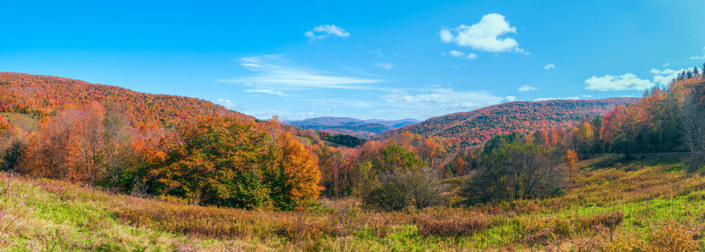 view-of-the-Catskills-in-the-fall-from-Palmer-Hill-Trail-in-New-York