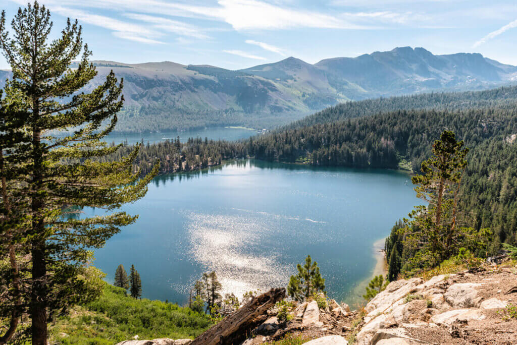 view-overlooking-Lake-Mary-in-Mammoth-Lakes-California